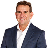 Photo of Simon Richards, bank Owner-Manager at Ashgrove Bank of Queensland in Queensland
